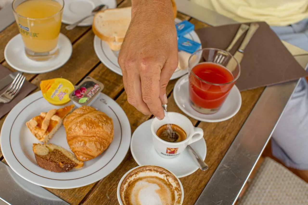 Pensione Villa Elsa B&B Rimini Włochy